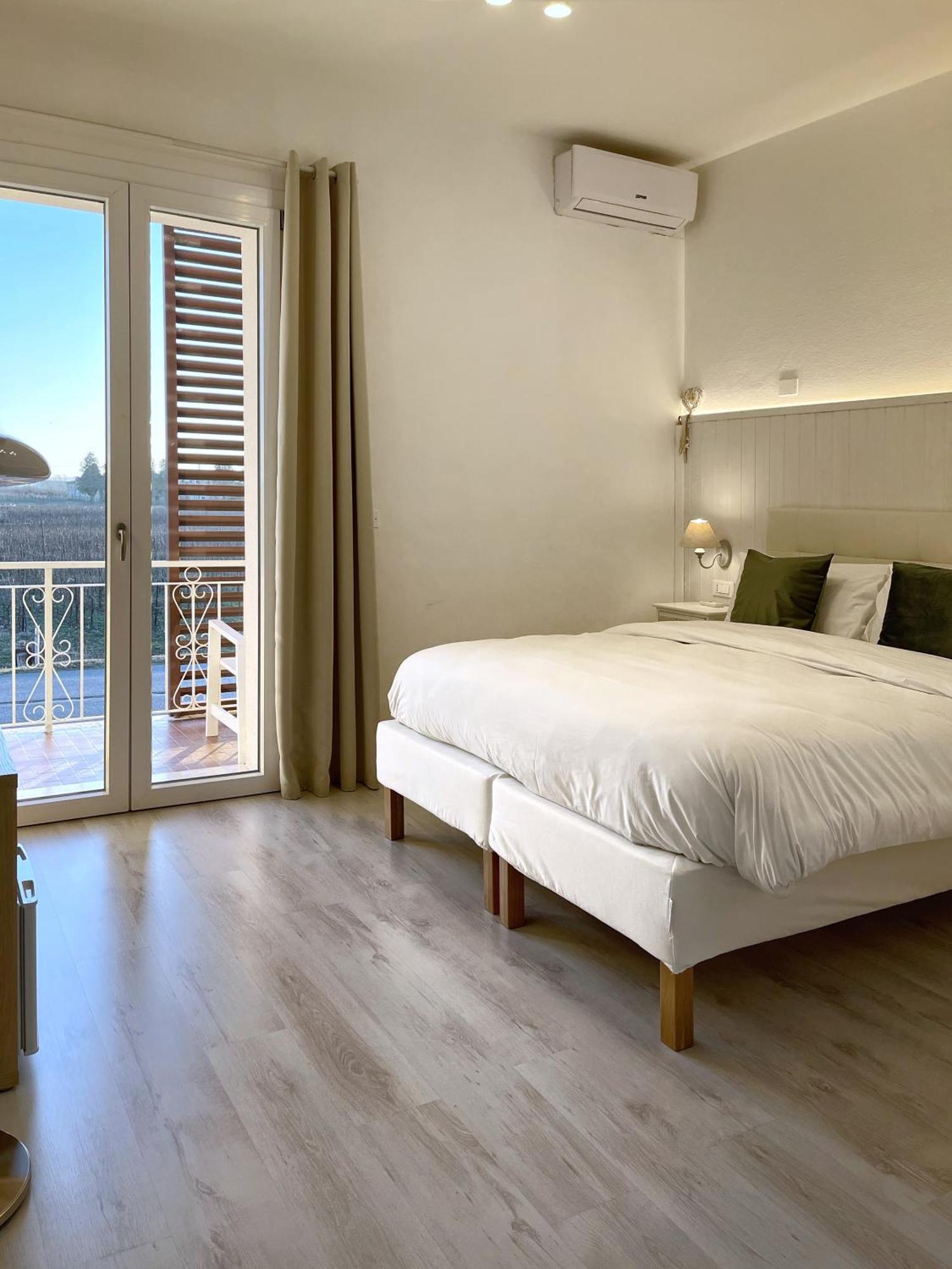 Deluxe Double Room Balcony